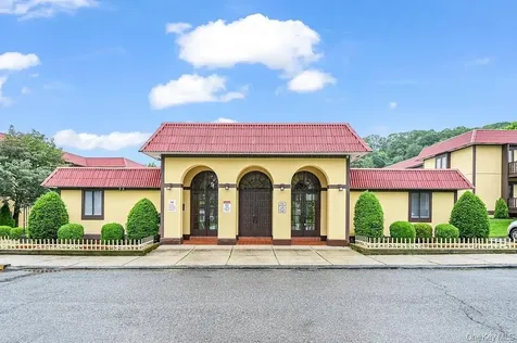 3 Granada Crescent White Plains NY 10603