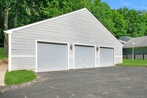 47 Maple Hill Drive Mahopac NY 10541