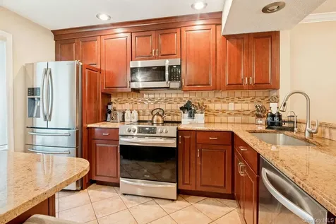 47 Maple Hill Drive Mahopac NY 10541