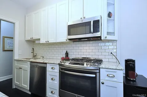 143 Garth Road Scarsdale NY 10583
