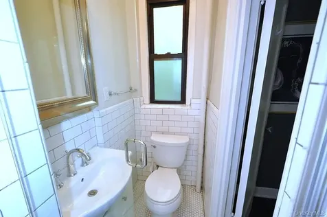 143 Garth Road Scarsdale NY 10583