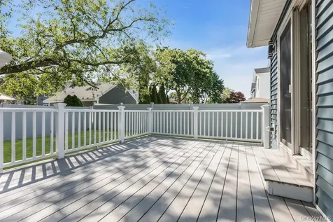 87 Willett Avenue Sayville NY 11782