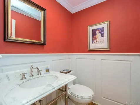 291 Prospect Avenue Sea Cliff NY 11579