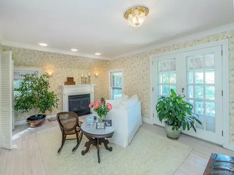 291 Prospect Avenue Sea Cliff NY 11579