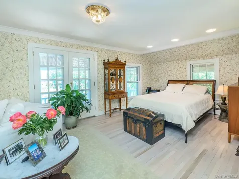 291 Prospect Avenue Sea Cliff NY 11579