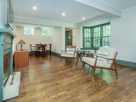 291 Prospect Avenue Sea Cliff NY 11579