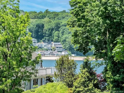 291 Prospect Avenue Sea Cliff NY 11579