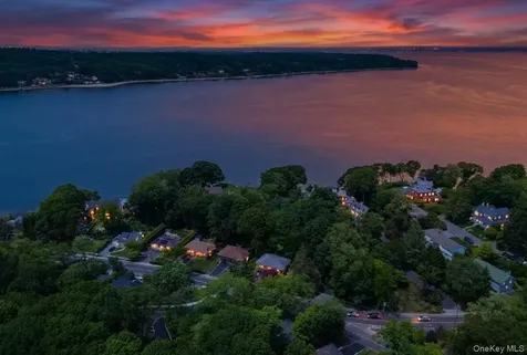 291 Prospect Avenue Sea Cliff NY 11579