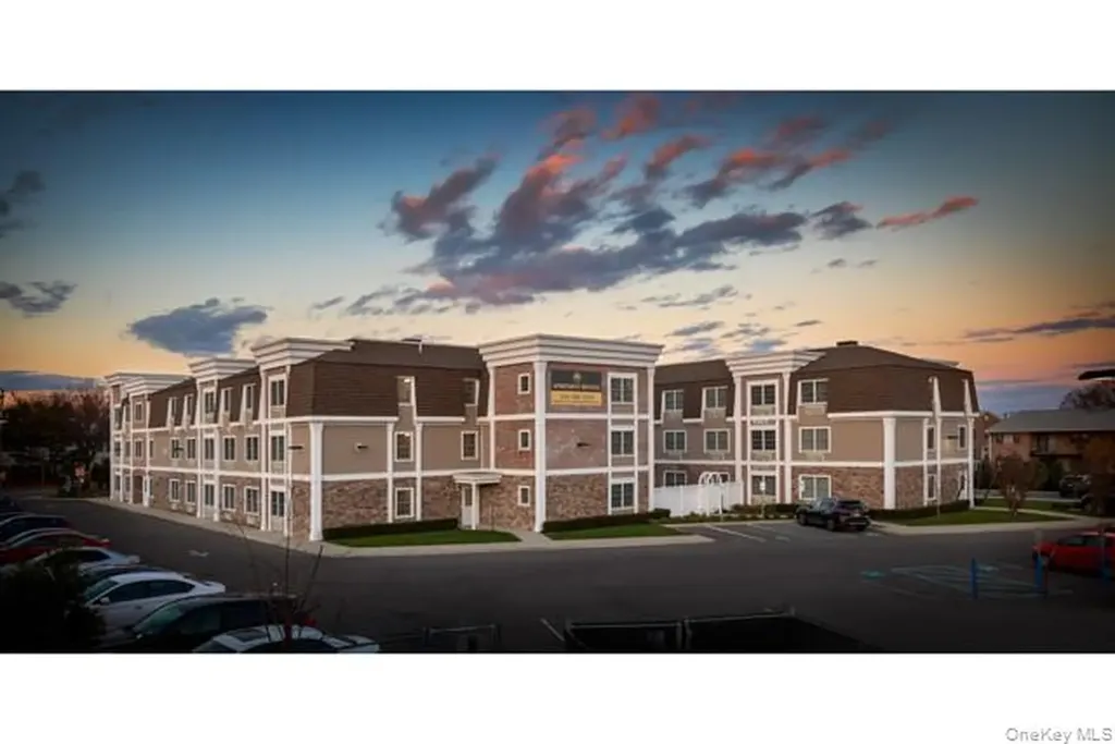 168 Fulton Street Farmingdale NY 11735