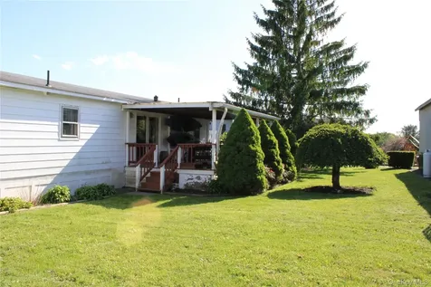 160 Holesapple Road Dover Plains NY 12522