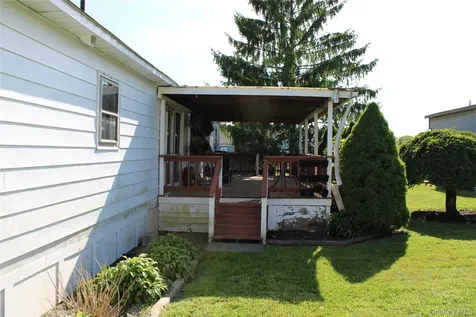 160 Holesapple Road Dover Plains NY 12522