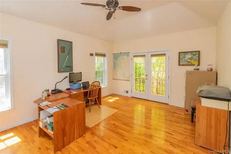 14 Glen Rock Circle Highland NY 12528