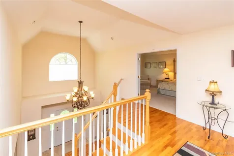 14 Glen Rock Circle Highland NY 12528