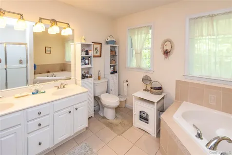 14 Glen Rock Circle Highland NY 12528