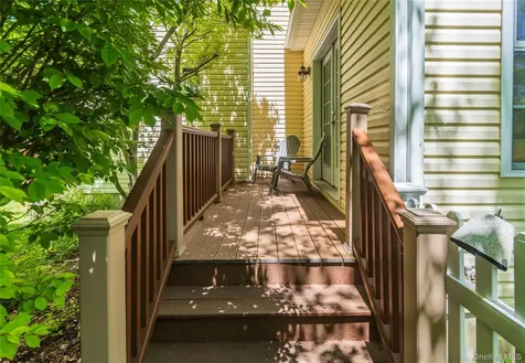 14 Glen Rock Circle Highland NY 12528