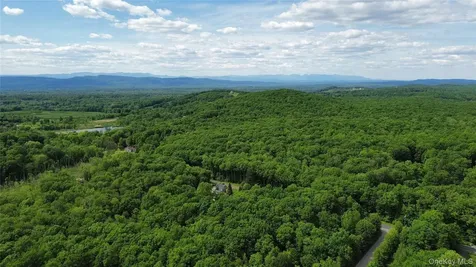 14 Glen Rock Circle Highland NY 12528