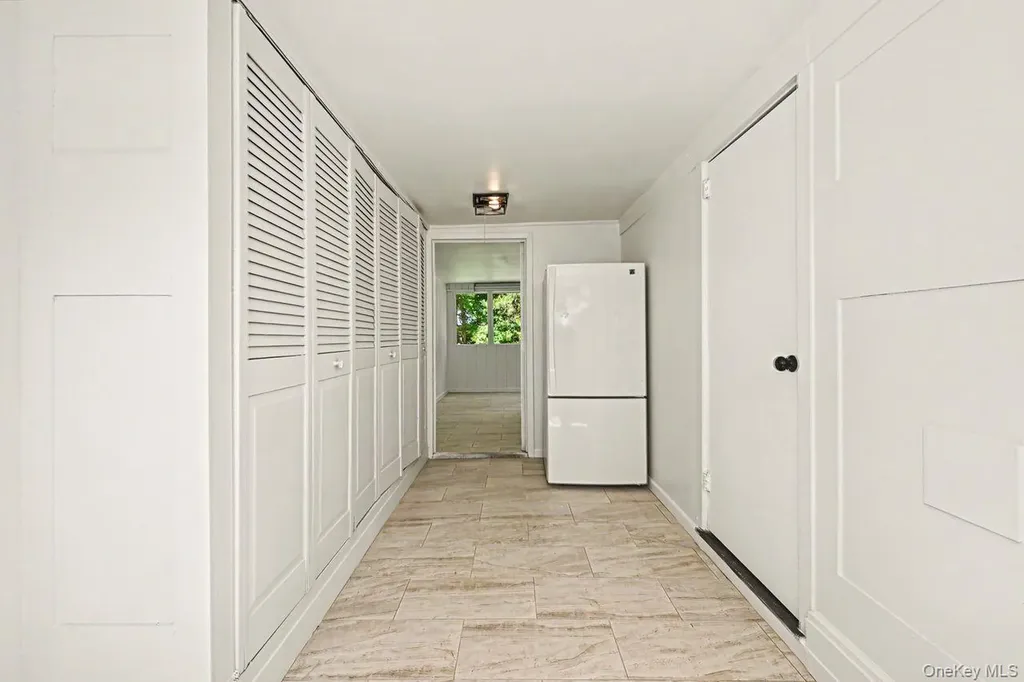 94 E East Way Mount Kisco NY 10549