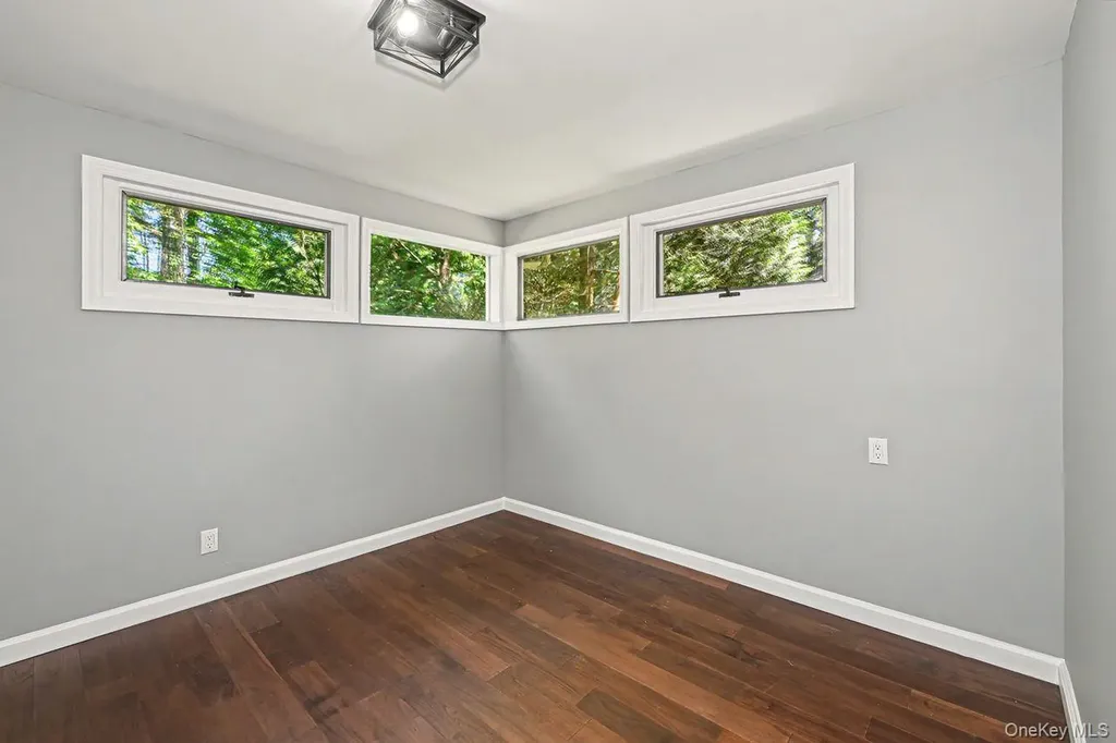 94 E East Way Mount Kisco NY 10549