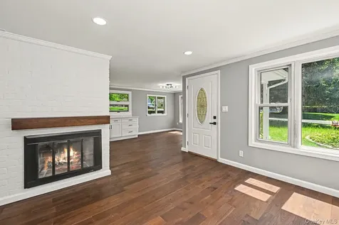 94 E East Way Mount Kisco NY 10549