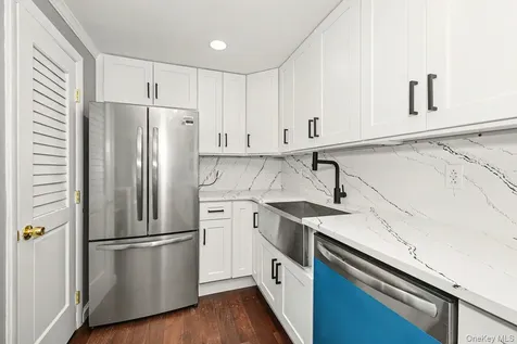 94 E East Way Mount Kisco NY 10549