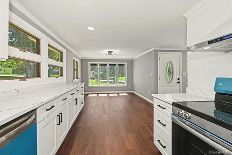 94 E East Way Mount Kisco NY 10549