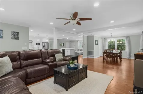 18 Jefferson Lane Bedford NY 10506