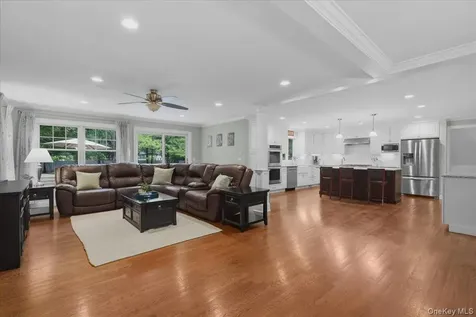 18 Jefferson Lane Bedford NY 10506