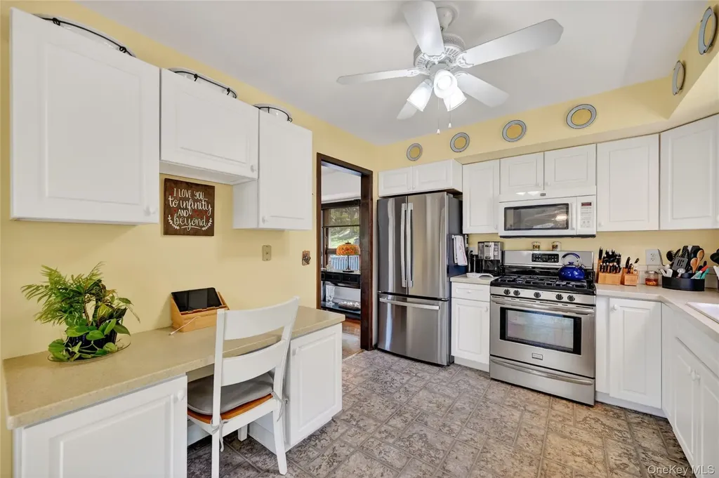 77 Maidstone Drive Walden NY 12586