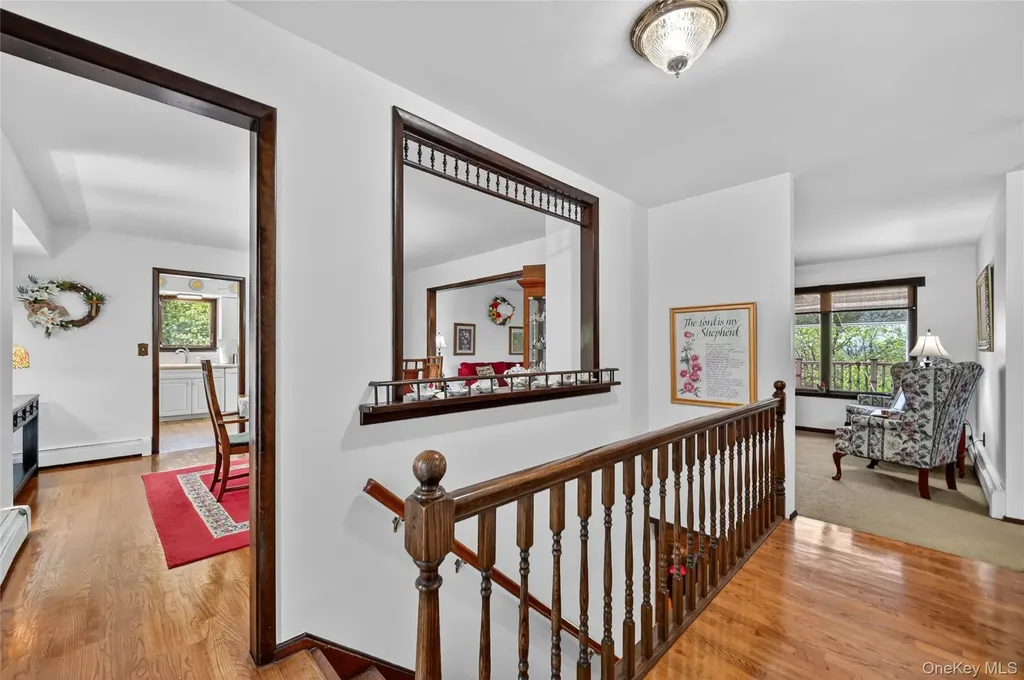 77 Maidstone Drive Walden NY 12586