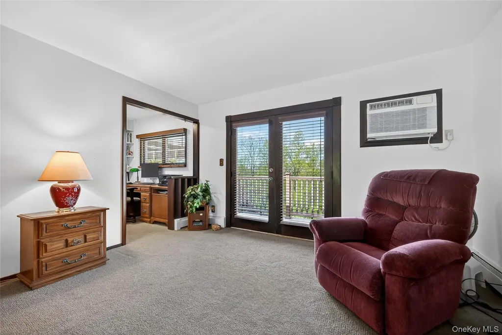 77 Maidstone Drive Walden NY 12586