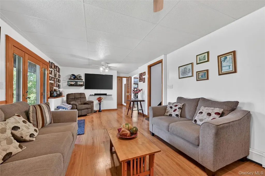 77 Maidstone Drive Walden NY 12586