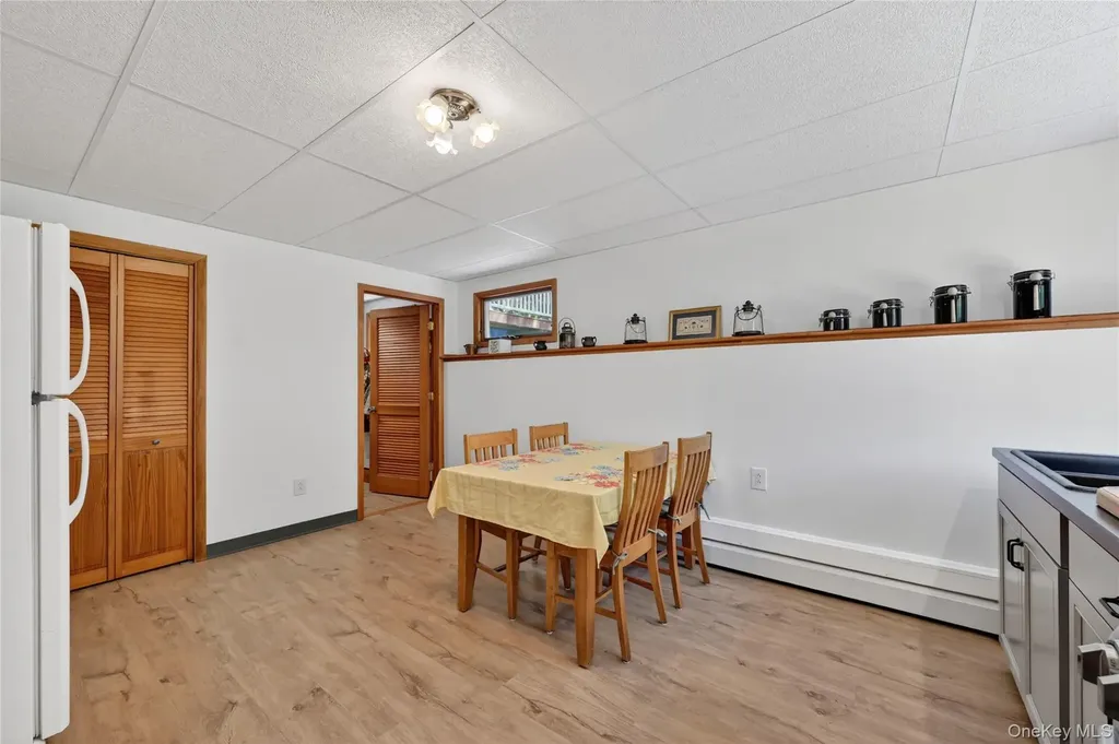 77 Maidstone Drive Walden NY 12586