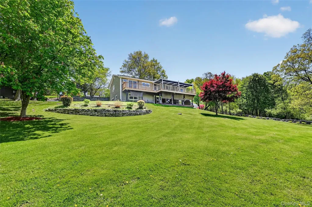77 Maidstone Drive Walden NY 12586