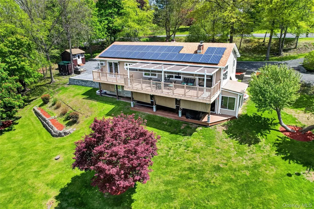 77 Maidstone Drive Walden NY 12586