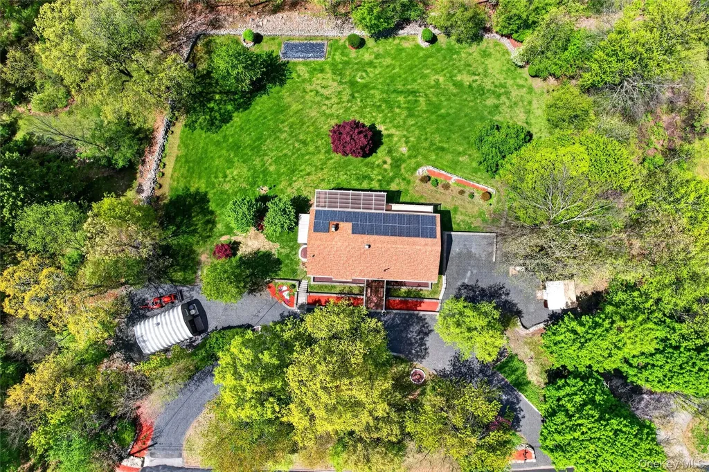 77 Maidstone Drive Walden NY 12586