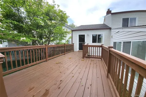 11 Howard Street Hicksville NY 11801