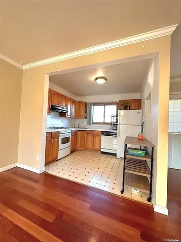 11 Howard Street Hicksville NY 11801