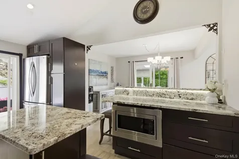 16 Birch Drive Mahopac NY 10541