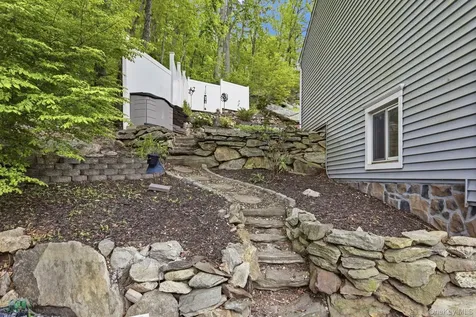 16 Birch Drive Mahopac NY 10541