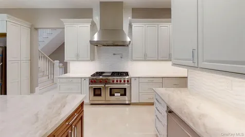 550 Moriches Road Head Of The Harbor NY 11780