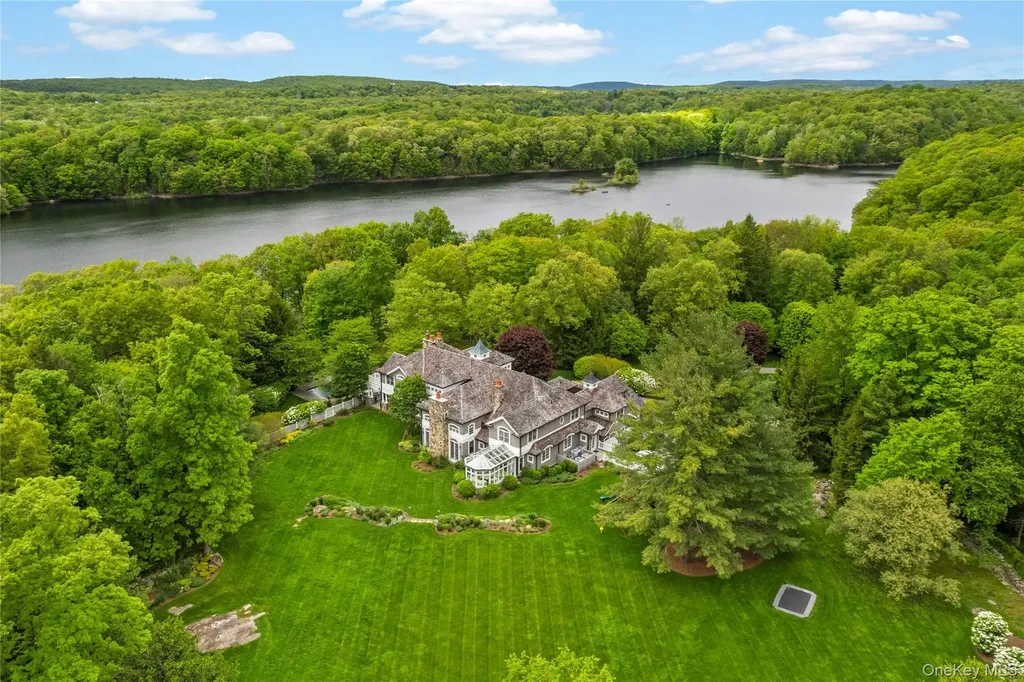 63 Old Mill River Road Pound Ridge NY 10576