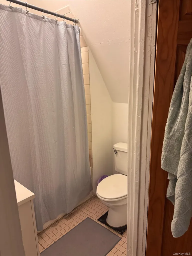 114 Warwick Street Brooklyn NY 11207