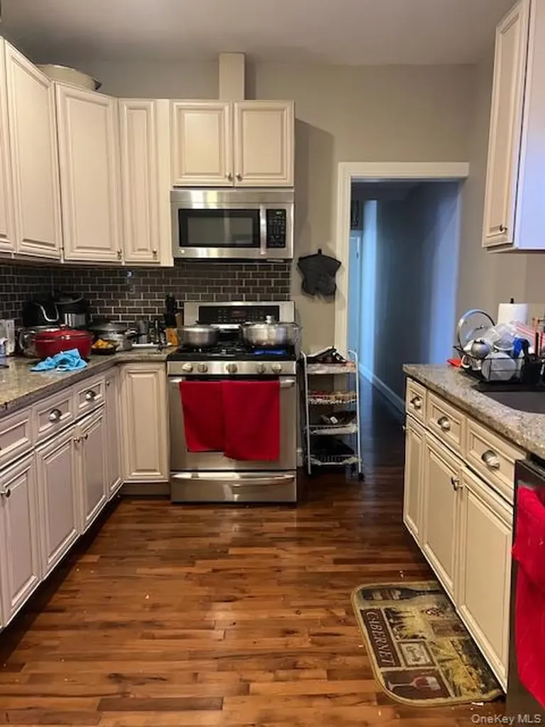 114 Warwick Street Brooklyn NY 11207