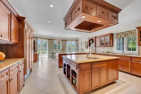 1304 Seawane Drive Hewlett Harbor NY 11557
