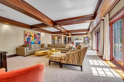 1304 Seawane Drive Hewlett Harbor NY 11557