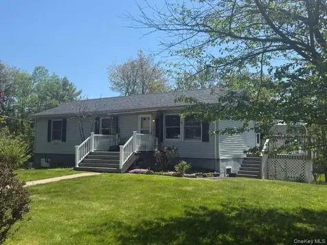 47 Lakeland Drive South Fallsburg NY 12779