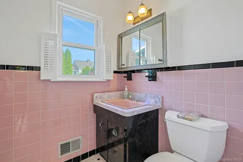 106 Alexander Avenue White Plains NY 10606
