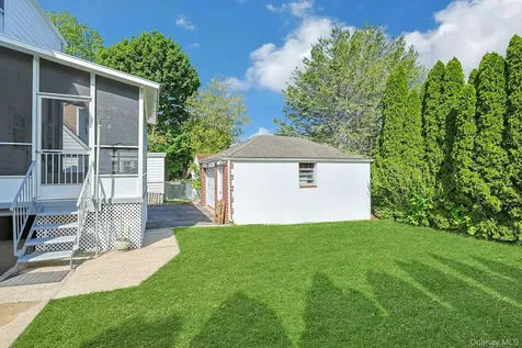 106 Alexander Avenue White Plains NY 10606