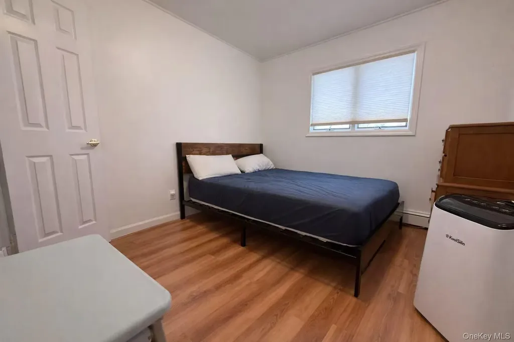 62 Summit Street Hicksville NY 11801