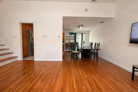 62 Summit Street Hicksville NY 11801